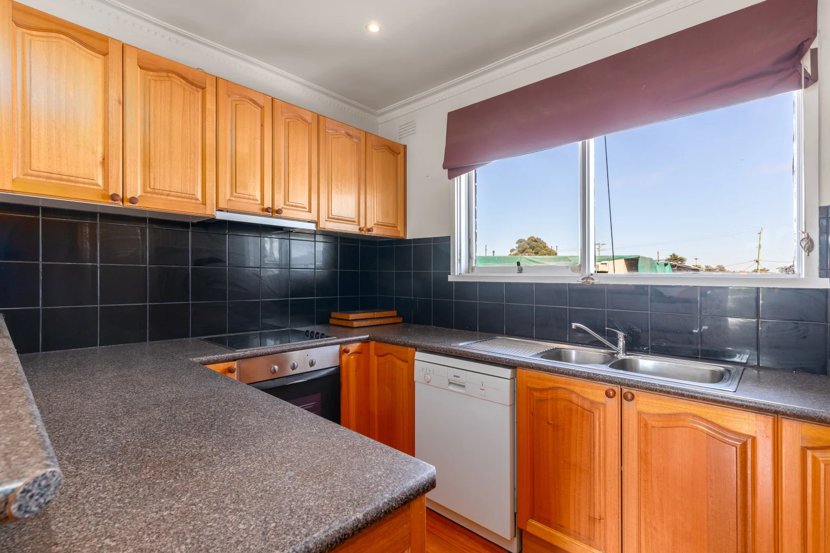 Additional image 3 of 2/3 David Court, Cheltenham VIC 3192