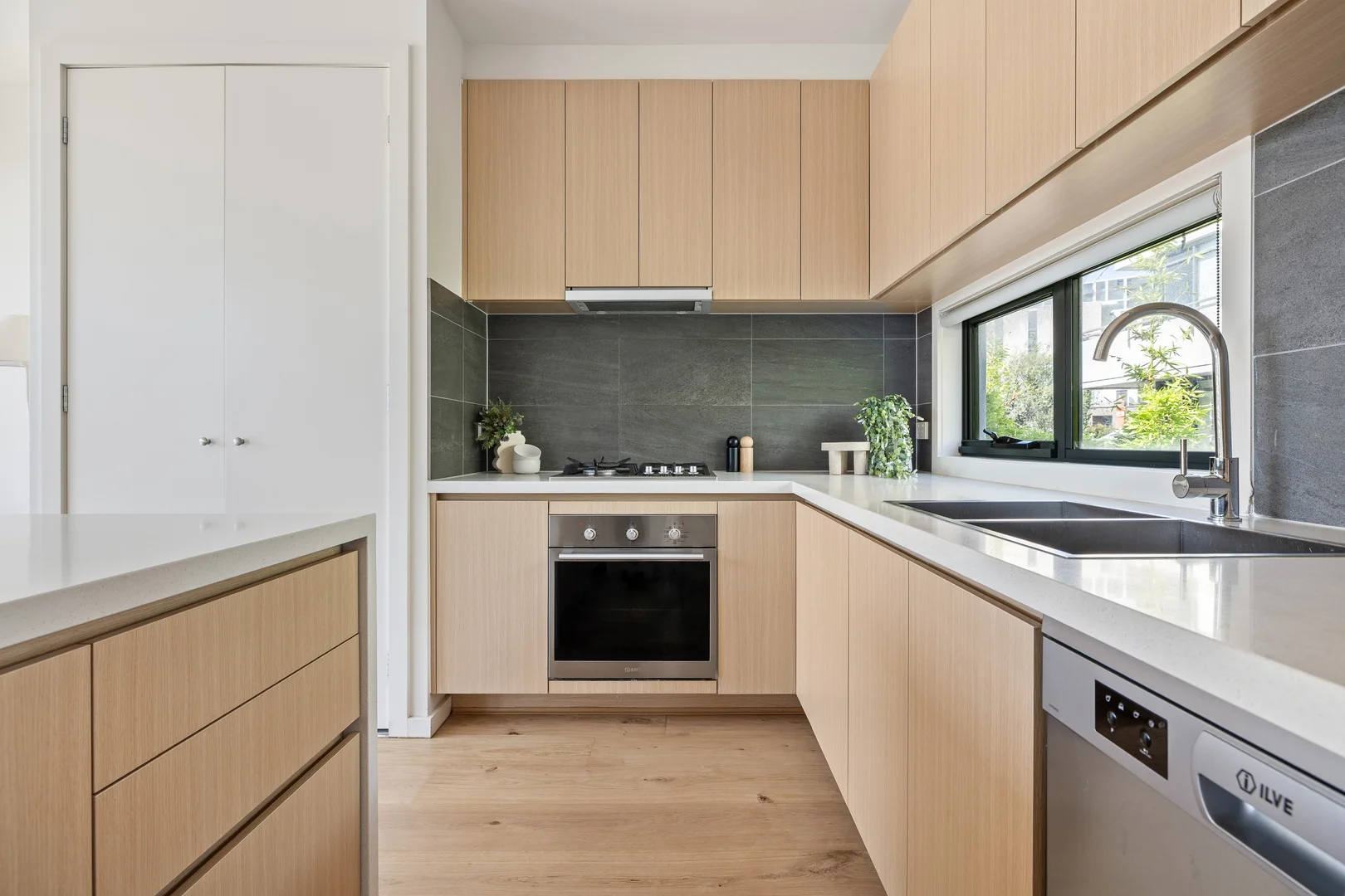 Additional image 12 of 2/3 Bond Street, Caulfield North VIC 3161