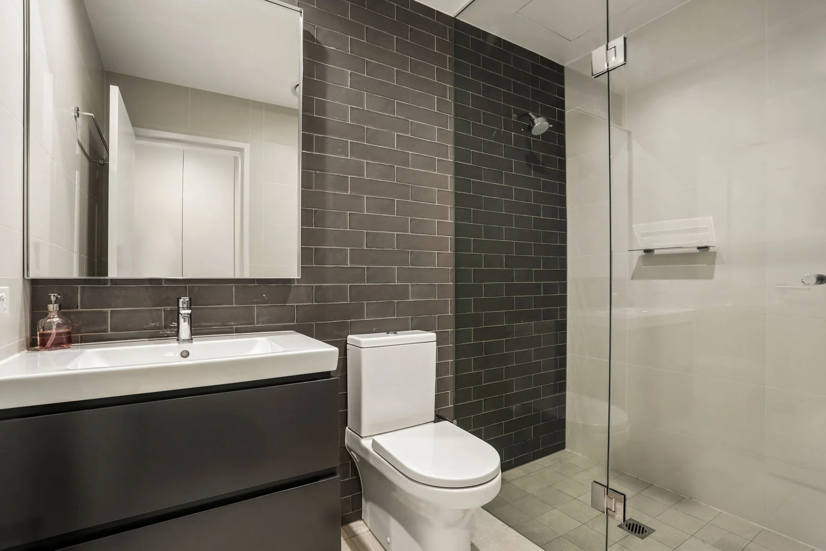 Additional image 6 of 405/86 Wigram Road, Forest Lodge NSW 2037
