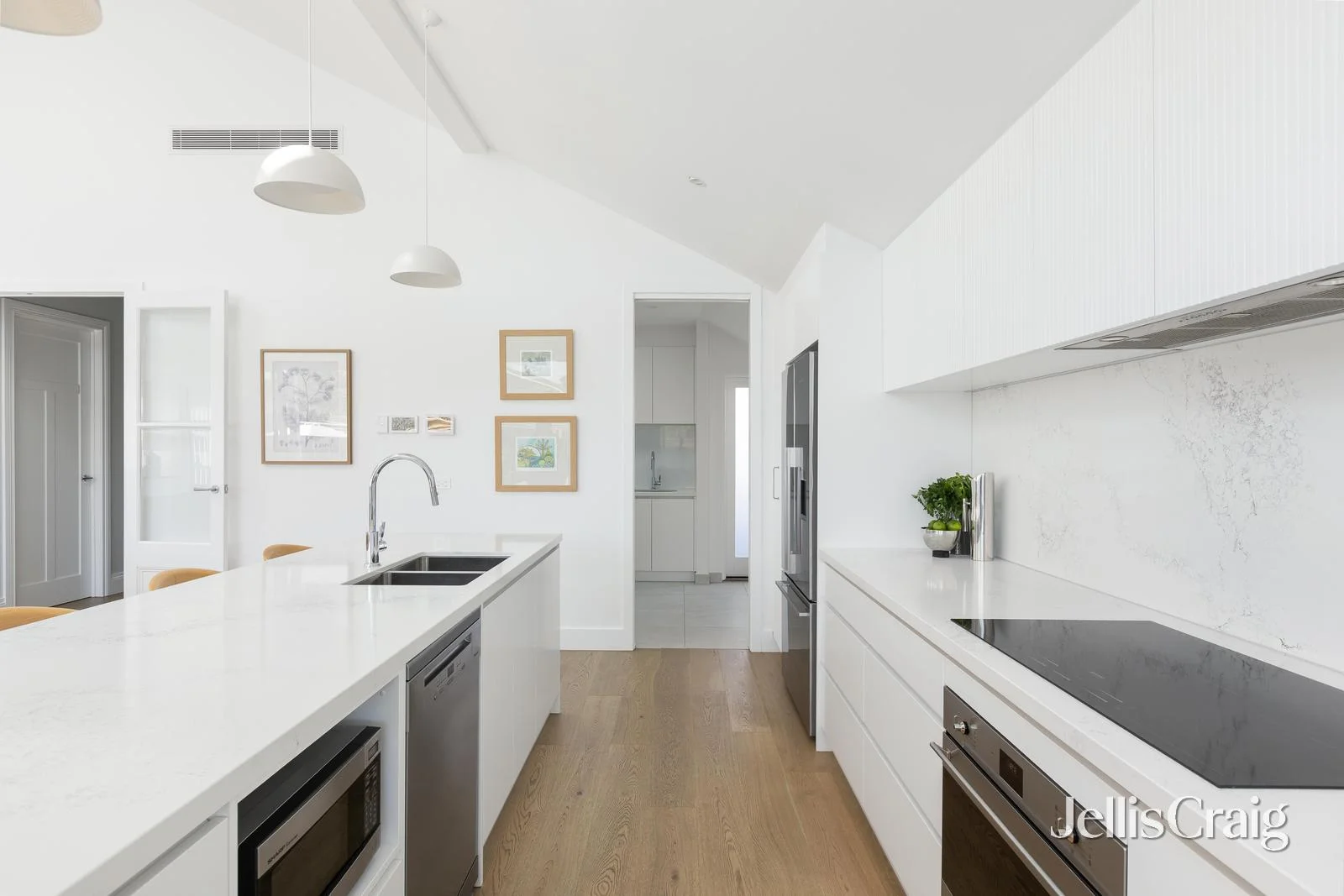 Additional image 7 of 27 Eddys Grove, Bentleigh VIC 3204