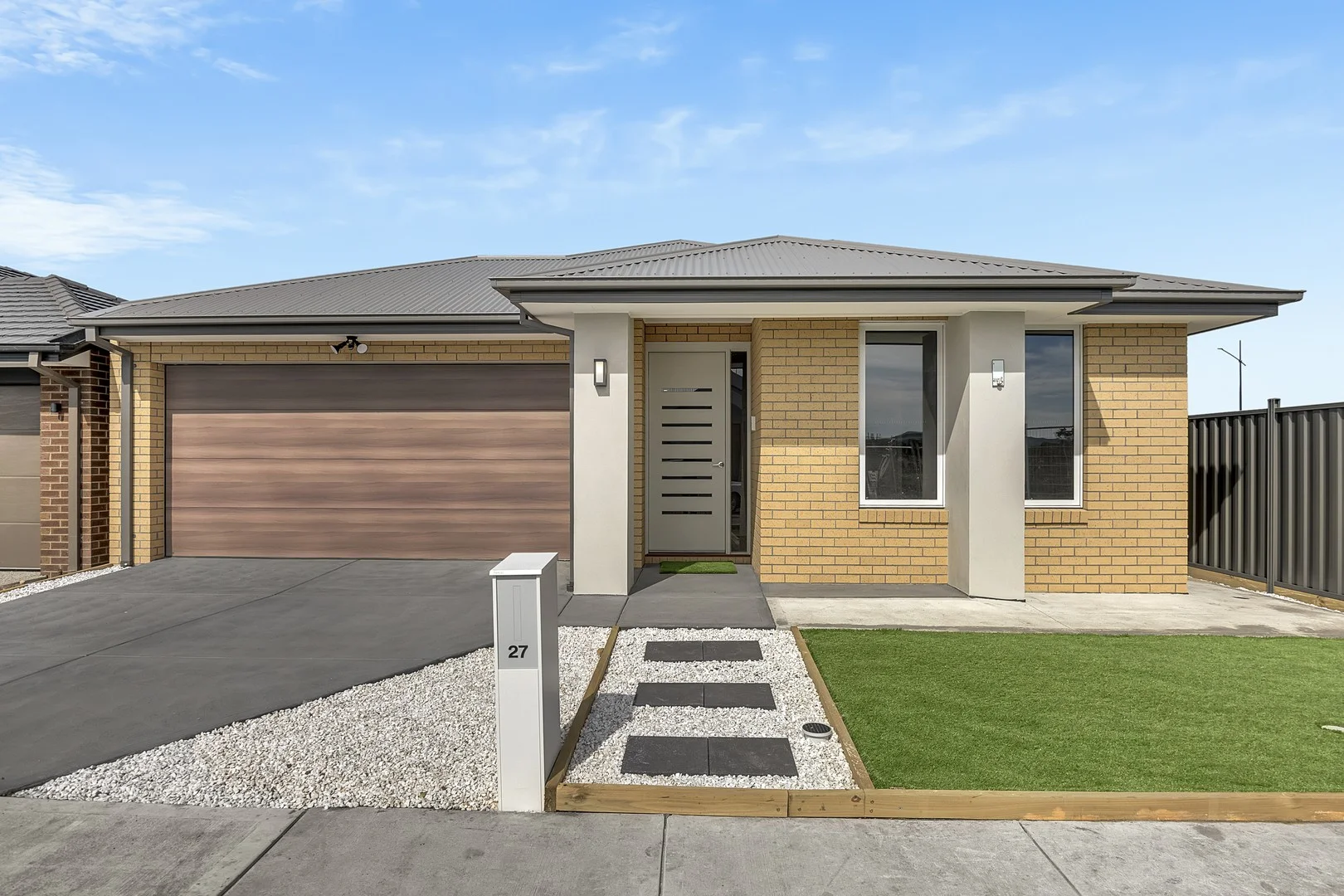 27 Basalt Street, Donnybrook VIC 3064