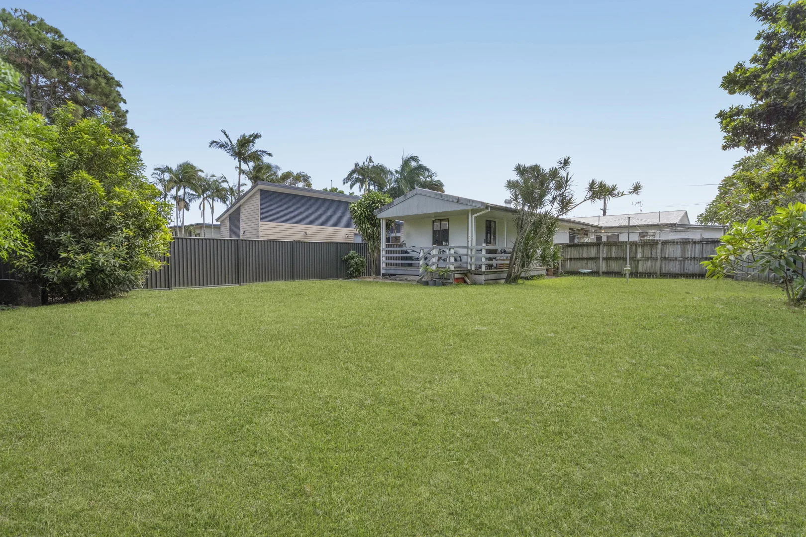 Additional image 3 of 44 Christine Avenue, Miami QLD 4220
