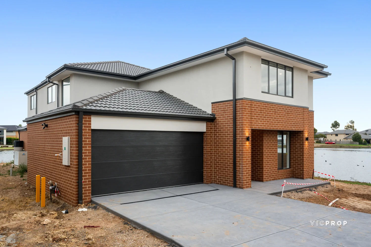 13 Spraypoint Drive, Point Cook VIC 3030