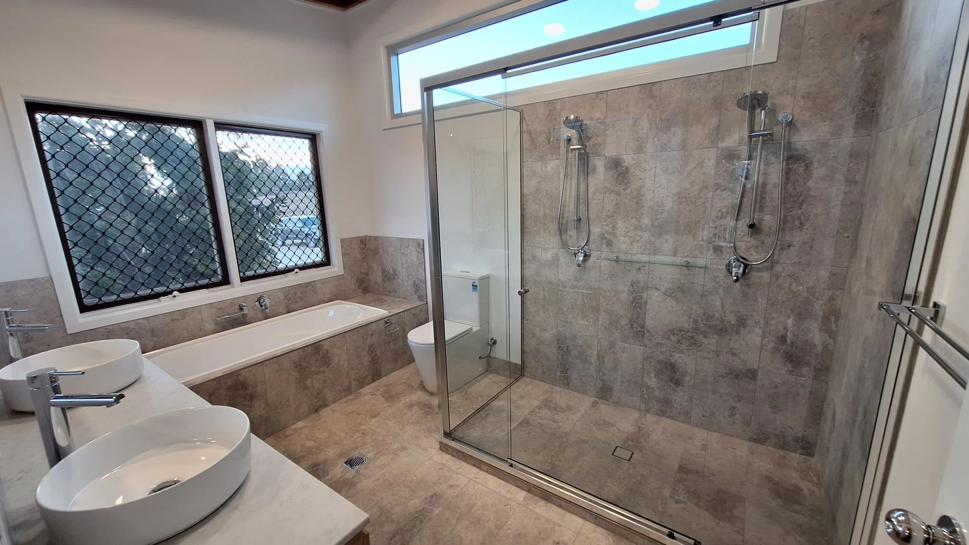 Additional image 10 of 60 Rees Road, Ballandean QLD 4382