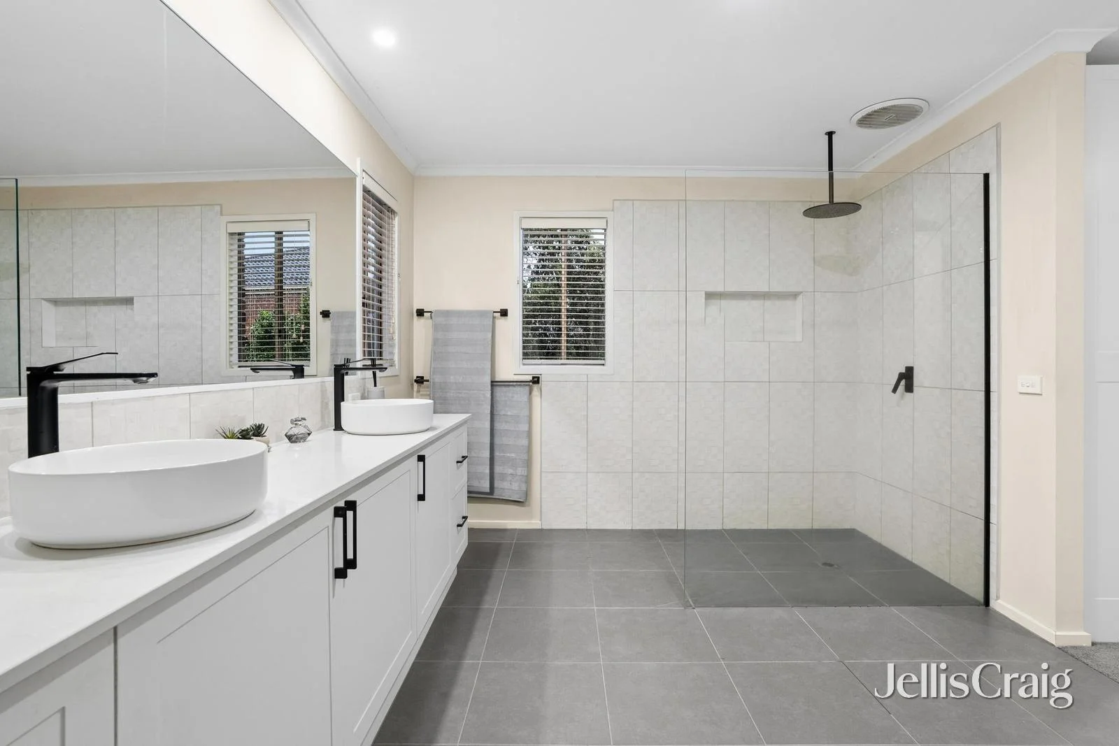 Additional image 13 of 3 Barnsdale Way, Ringwood North VIC 3134