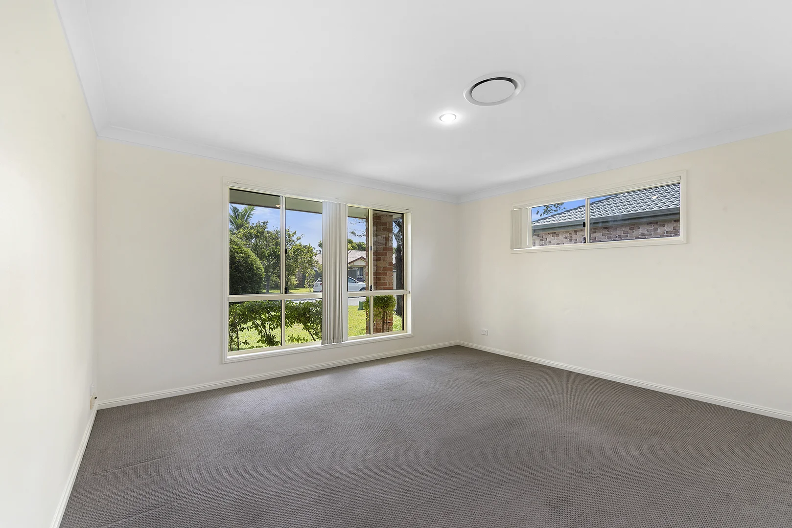 Additional image 3 of 34 Chippendale Crescent, Currumbin Waters QLD 4223