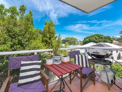 Additional image 2 of 1/41 Oriel Road, Clayfield QLD 4011