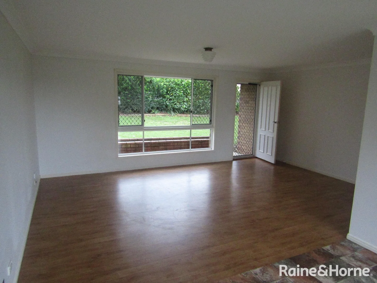 11 Fairview Drive, Kingaroy QLD 4610 photo 4