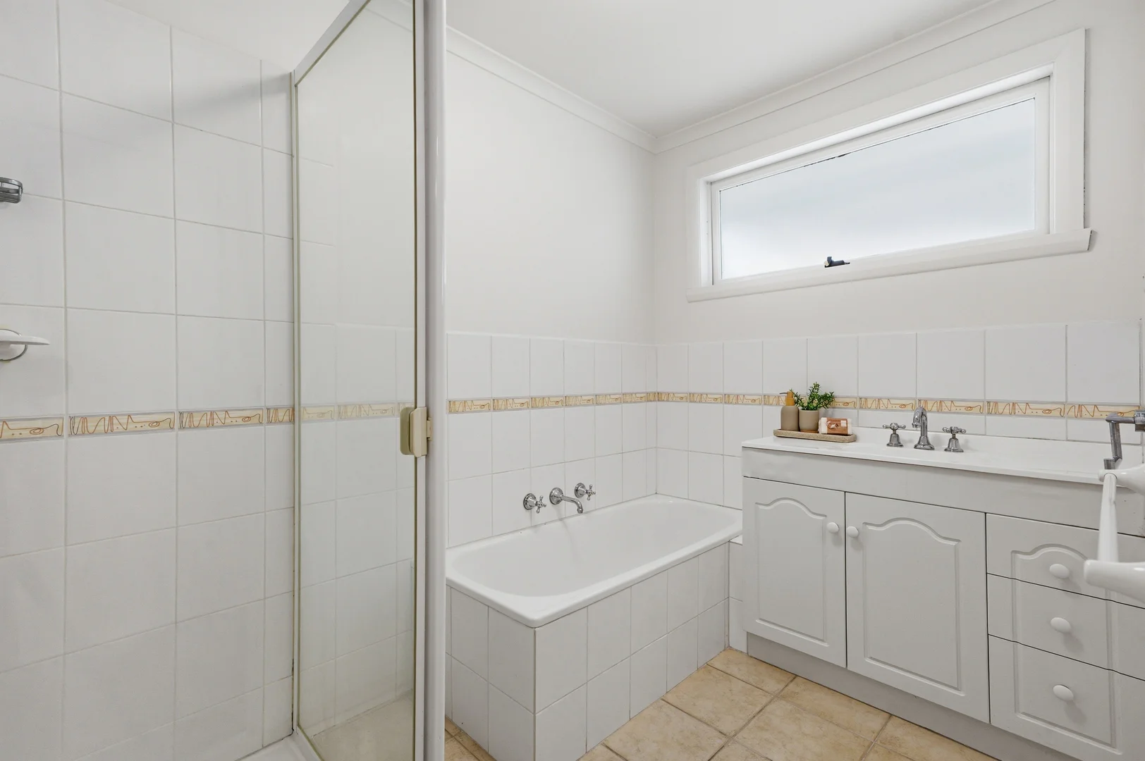 Additional image 13 of 4 Poets Court, Glen Waverley VIC 3150