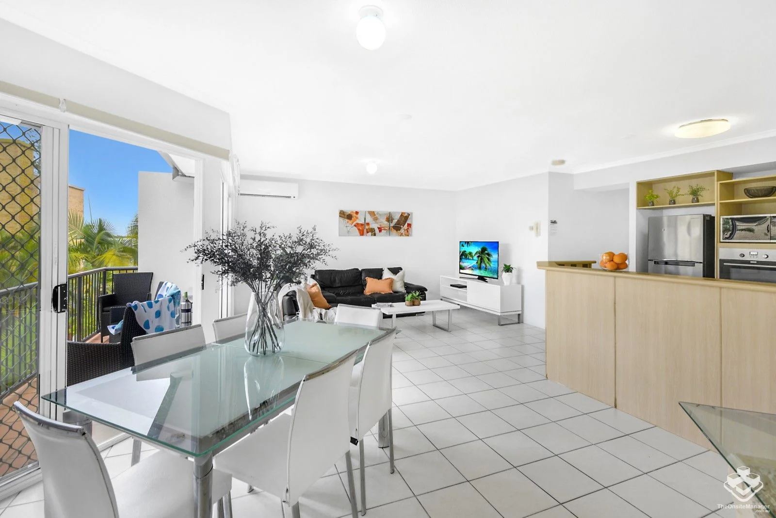 ID:21172887/220 Marine Parade, Labrador QLD 4215