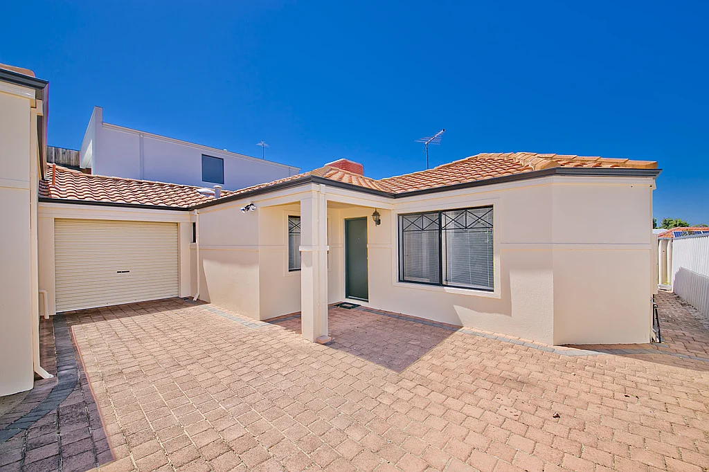 3/81 Millcrest Street, Scarborough WA 6019