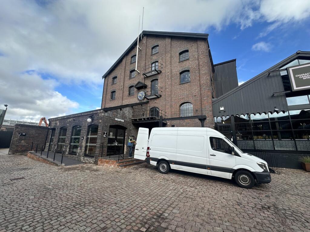 The Bond, 180, 182 Fazeley St, Birmingham, B5 5SE