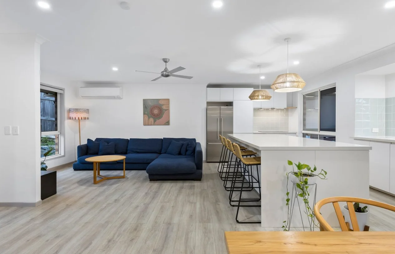 Additional image 3 of 19 Zinnea Street, Elanora QLD 4221