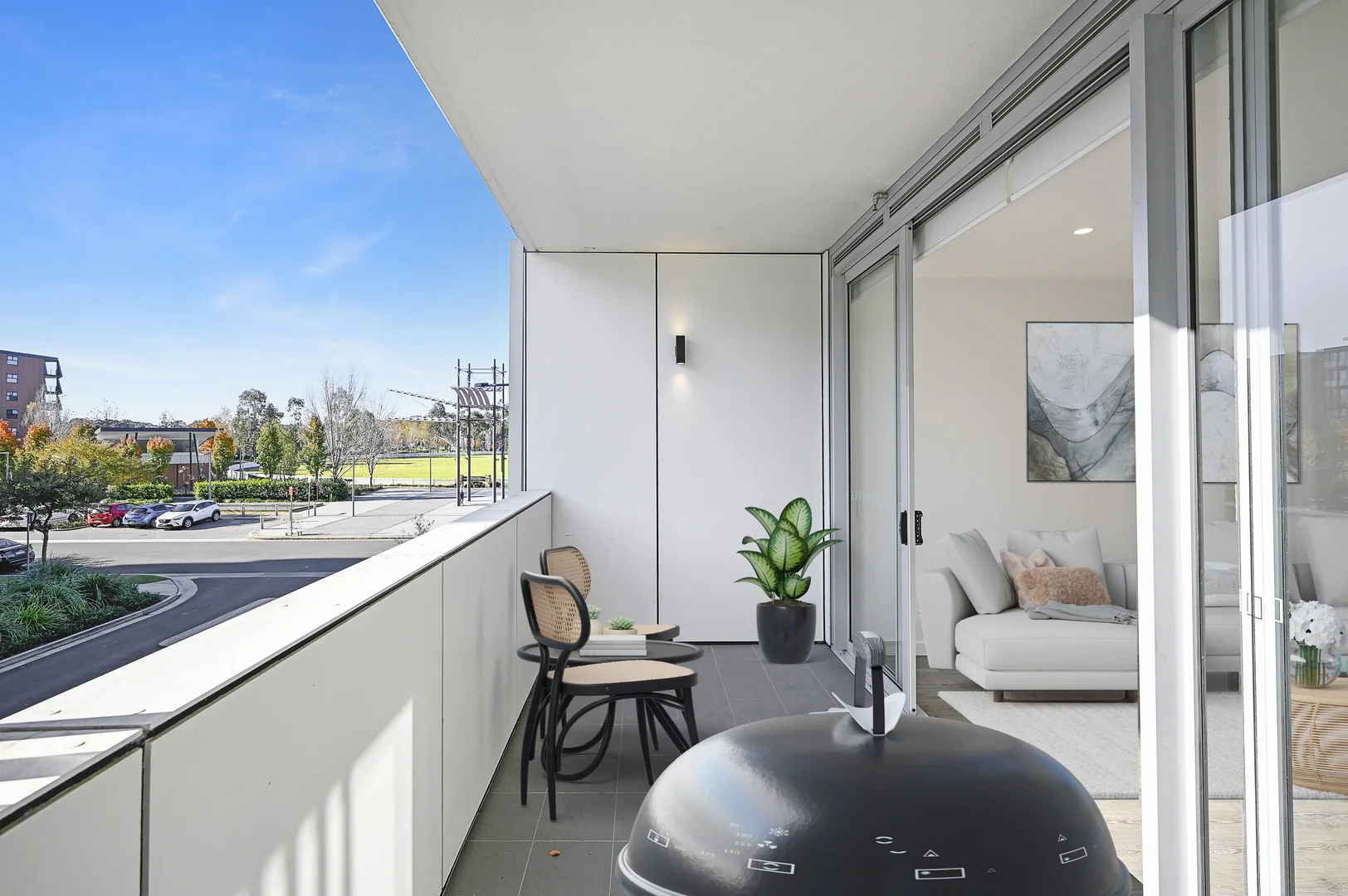 201/10 Aviators Way, Penrith NSW 2750 photo 4