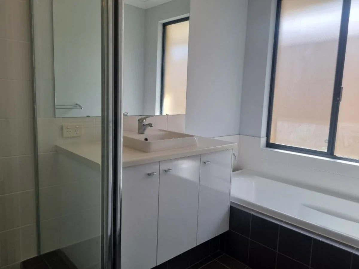 Additional image 13 of 10 Elba Place, Thornlie WA 6108