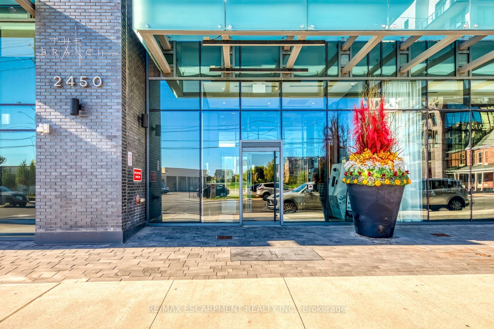 Additional image 2 of 112-2450 Old Bronte Road, Oakville, ON, L6M 5P6