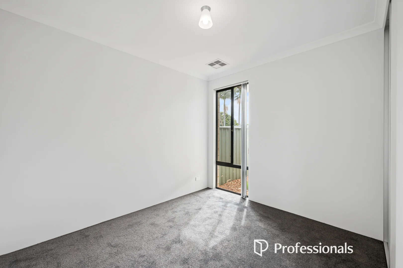 Additional image 12 of 32b Sussex Road, Forrestfield WA 6058