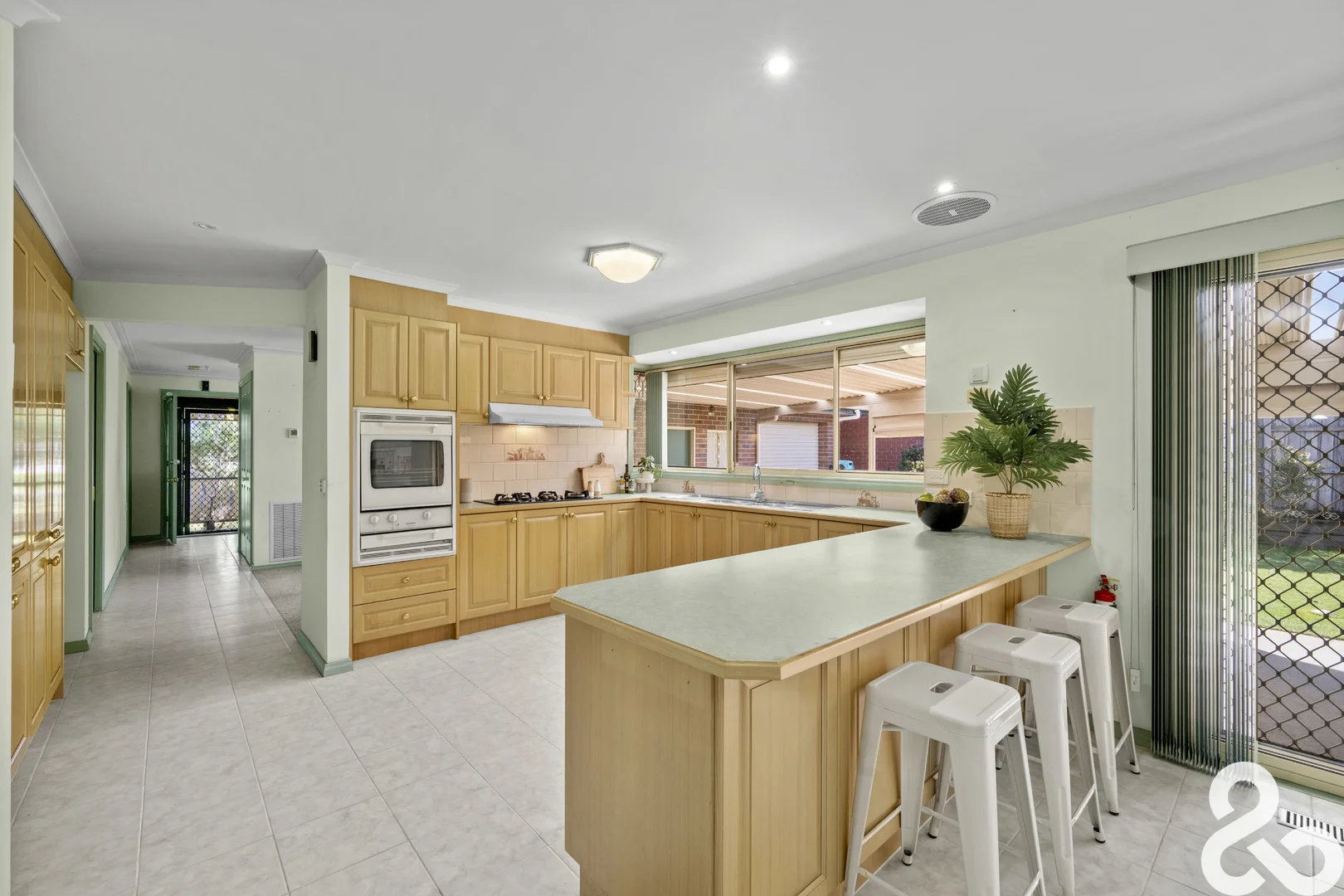 Additional image 9 of 2 Hillrise Court, Mill Park VIC 3082