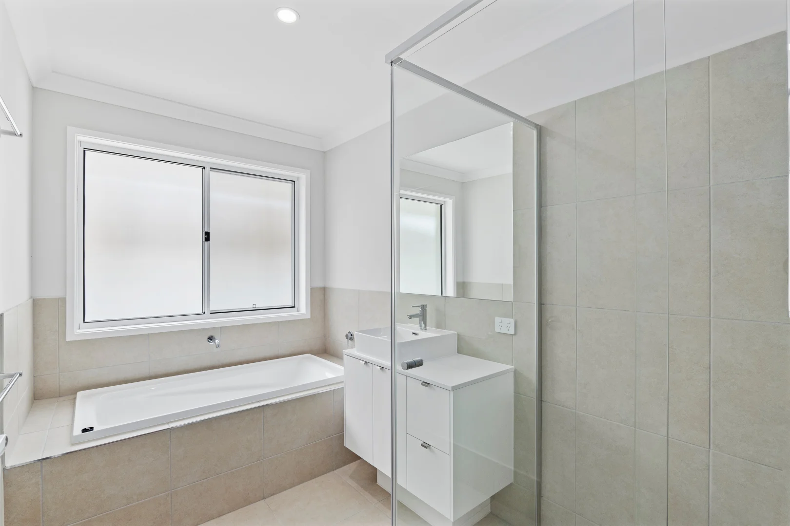 Additional image 7 of 99 Belvedere Dr, Spring Mountain QLD 4300
