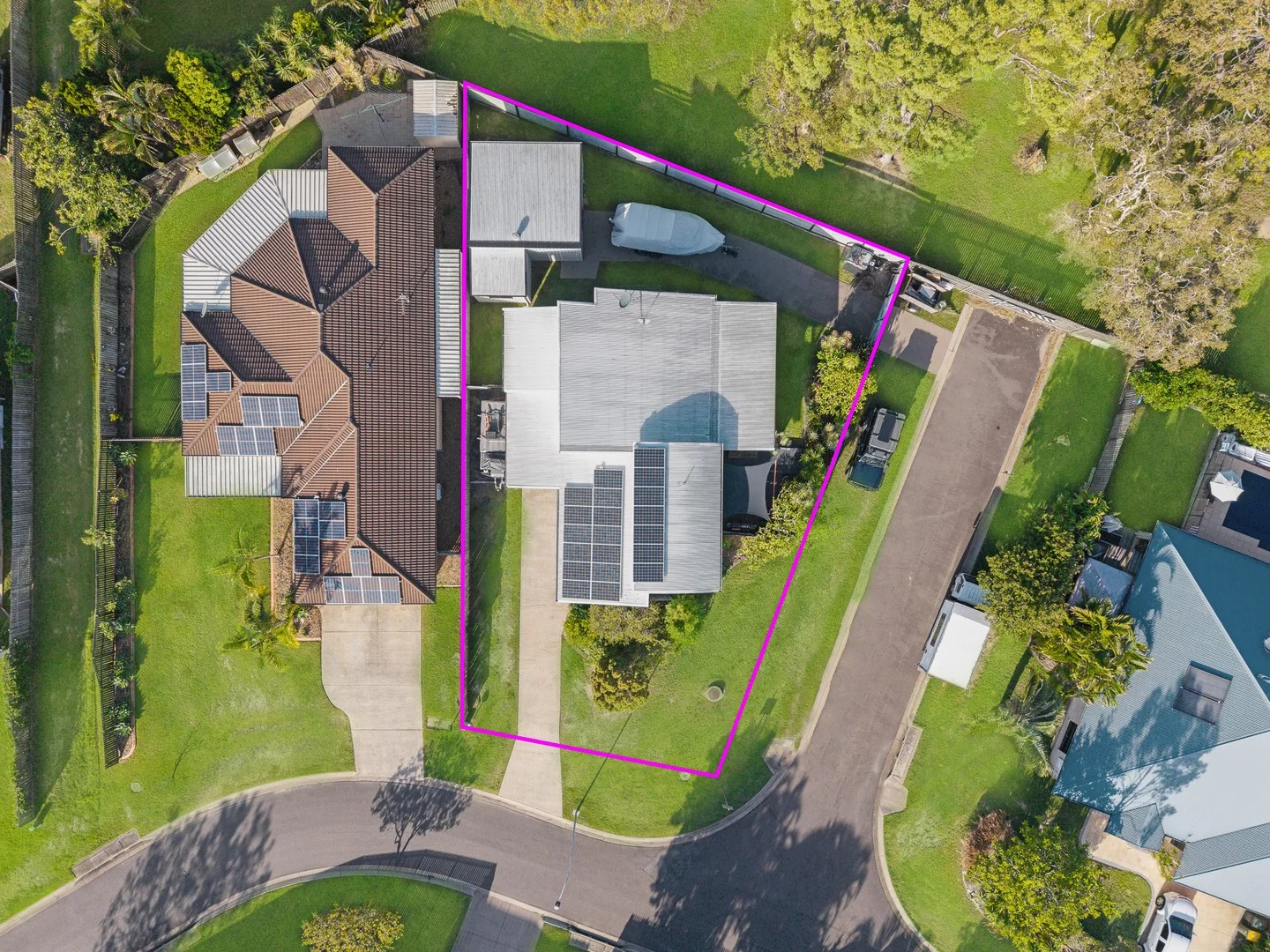 12 Whipbird Court, Urangan QLD 4655