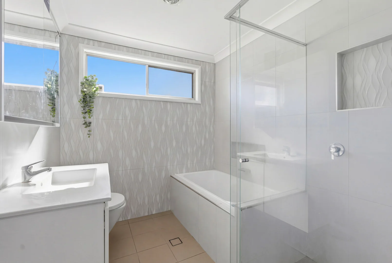 Additional image 18 of 5 Vista Parade, Bateau Bay NSW 2261