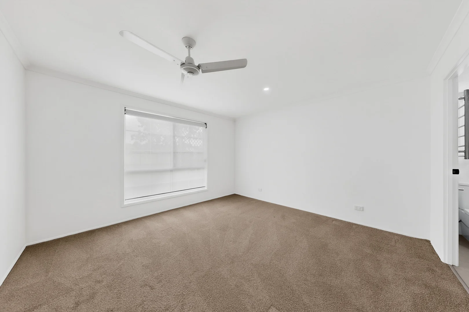 25 Tullawong Drive, Caboolture QLD 4510 photo 4