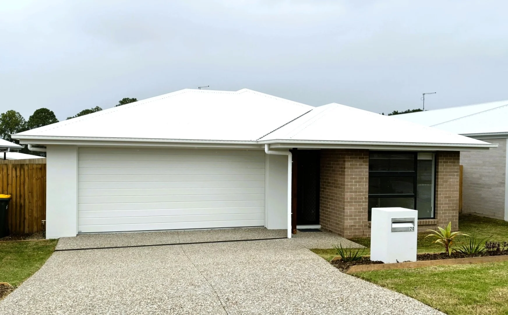 20 Kashmir cct, Greenbank QLD 4124