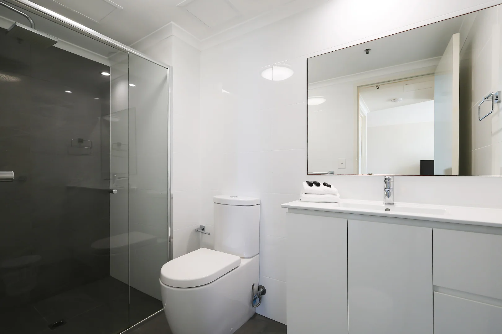 Additional image 6 of 57/15-21 Breaker Street, Main Beach QLD 4217
