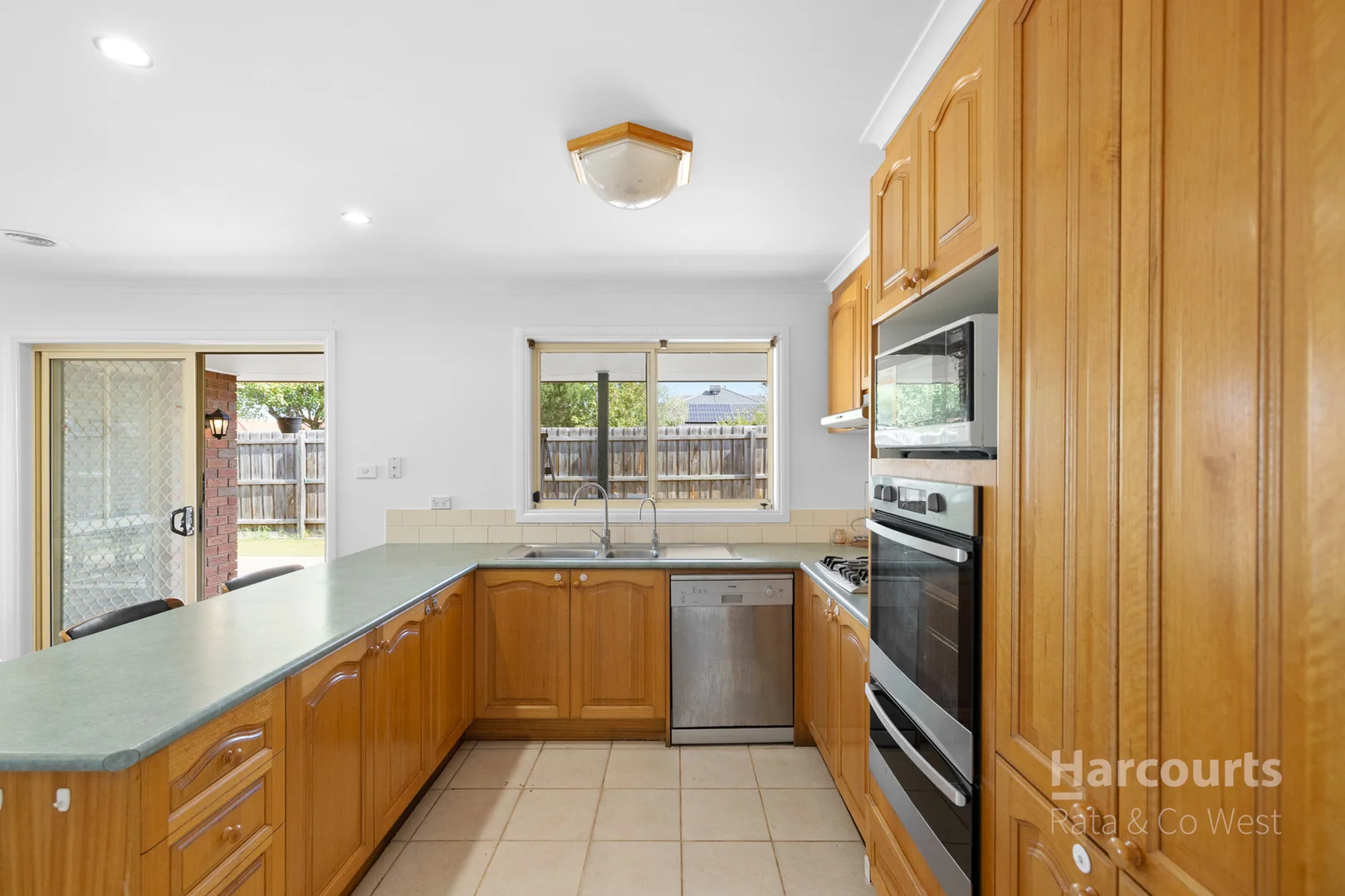 Additional image 2 of 22 Kelland Avenue, Hillside VIC 3037