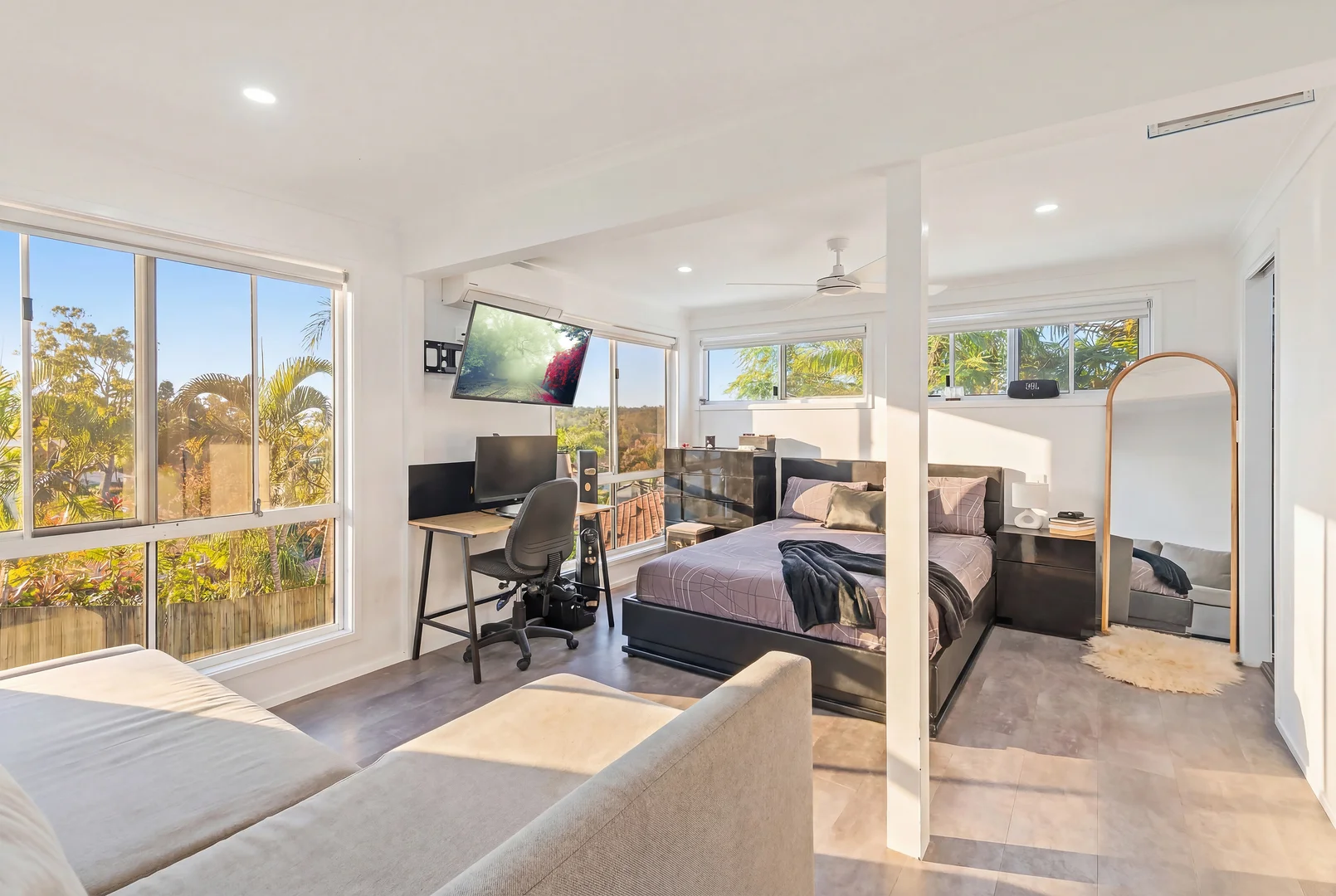 Additional image 10 of 4 Correa Court, Elanora QLD 4221