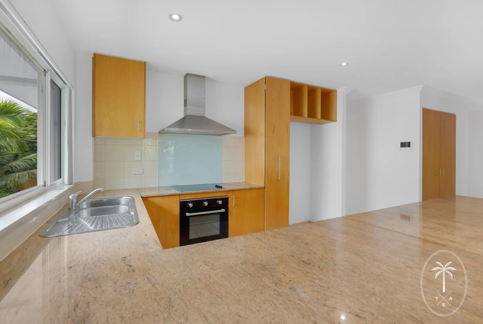 Additional image 8 of 10/77 Arlington Esplanade, Clifton Beach QLD 4879
