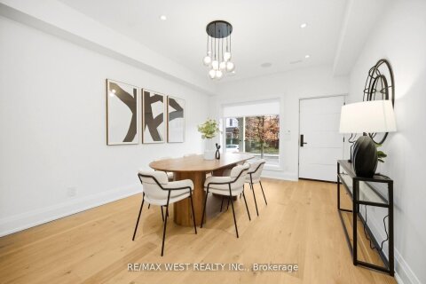 Additional image 8 of 390 St Clarens Avenue, Toronto, ON, M6H 3W3