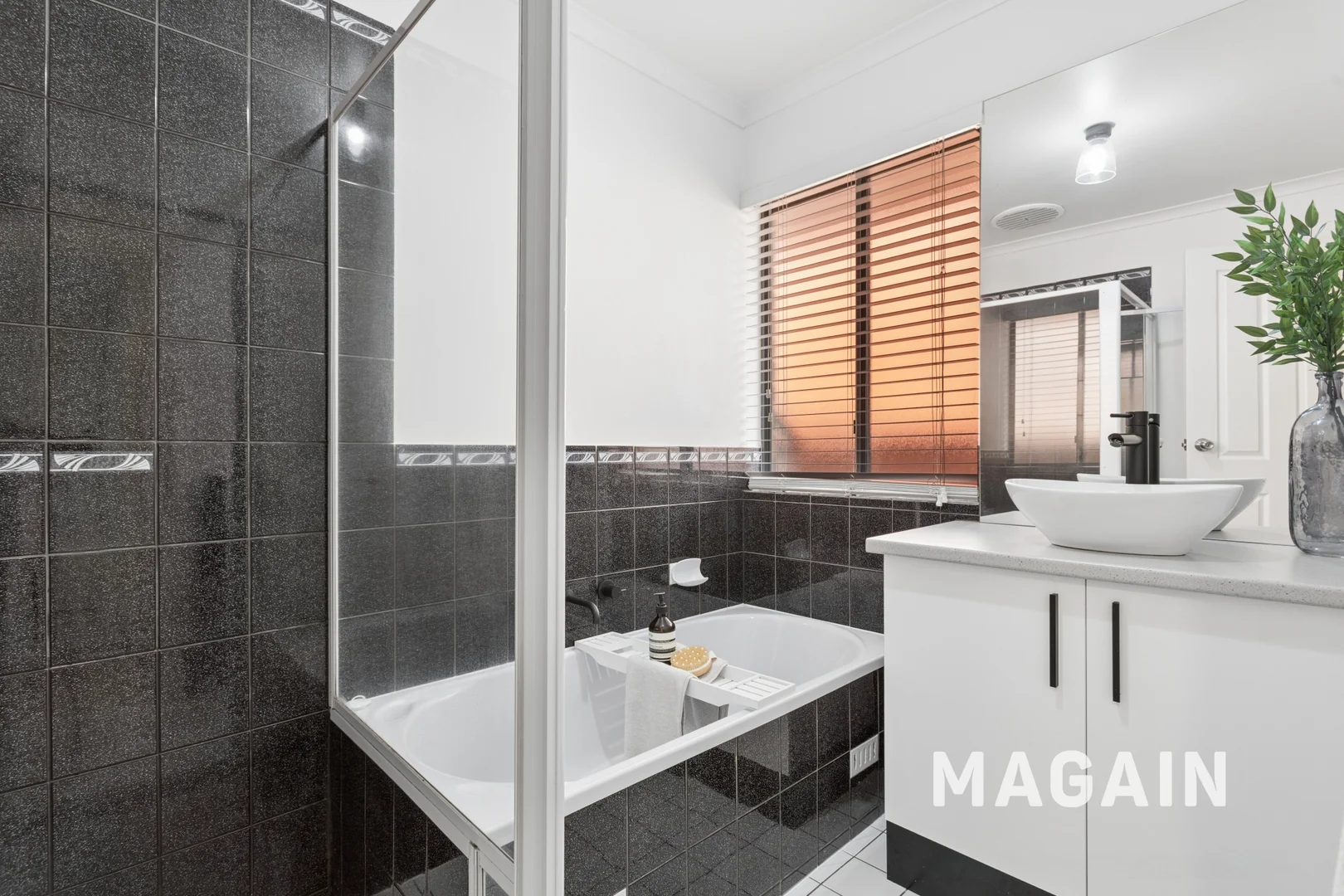 Additional image 18 of 6 Pine View Close, Old Reynella SA 5161