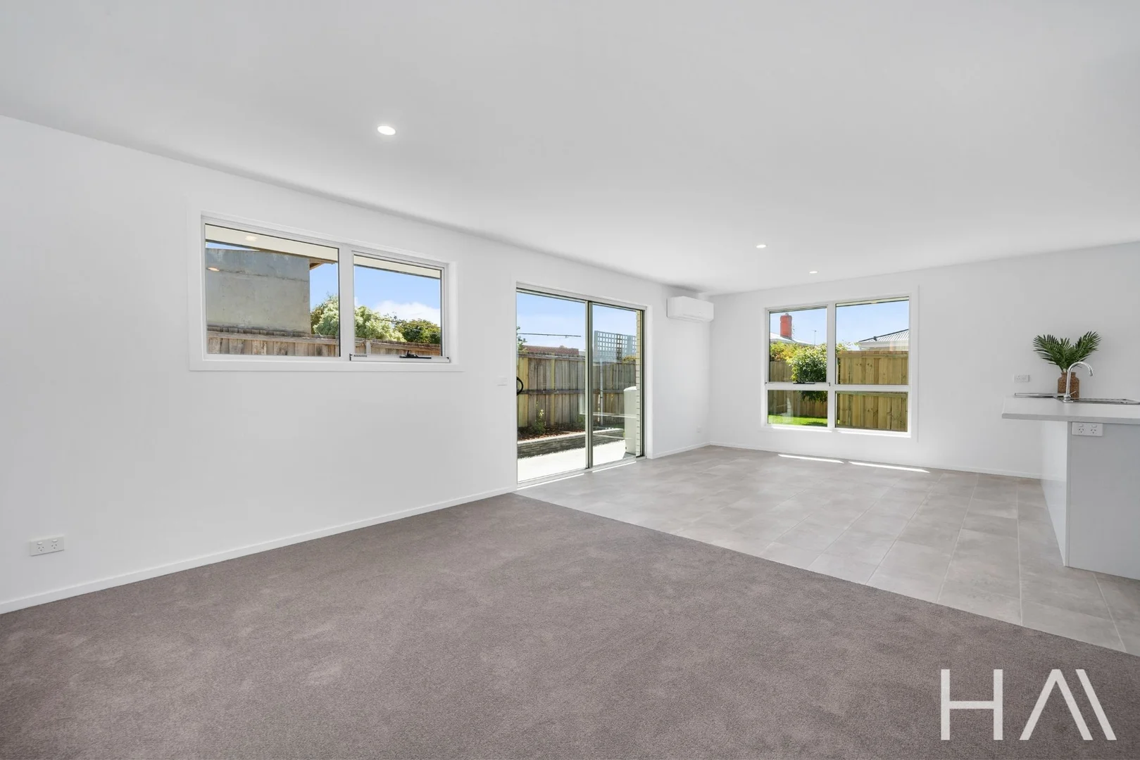 Additional image 8 of 2/8 Kenbrae Avenue, Glenorchy TAS 7010
