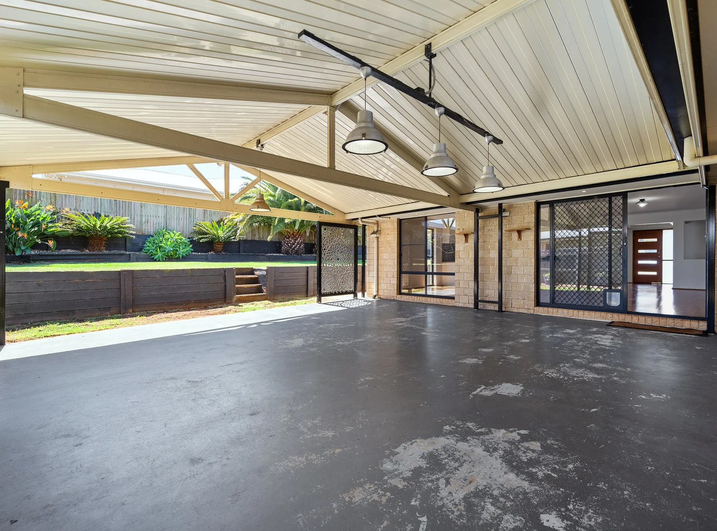 Additional image 18 of 19 Ace Drive, Glenvale QLD 4350