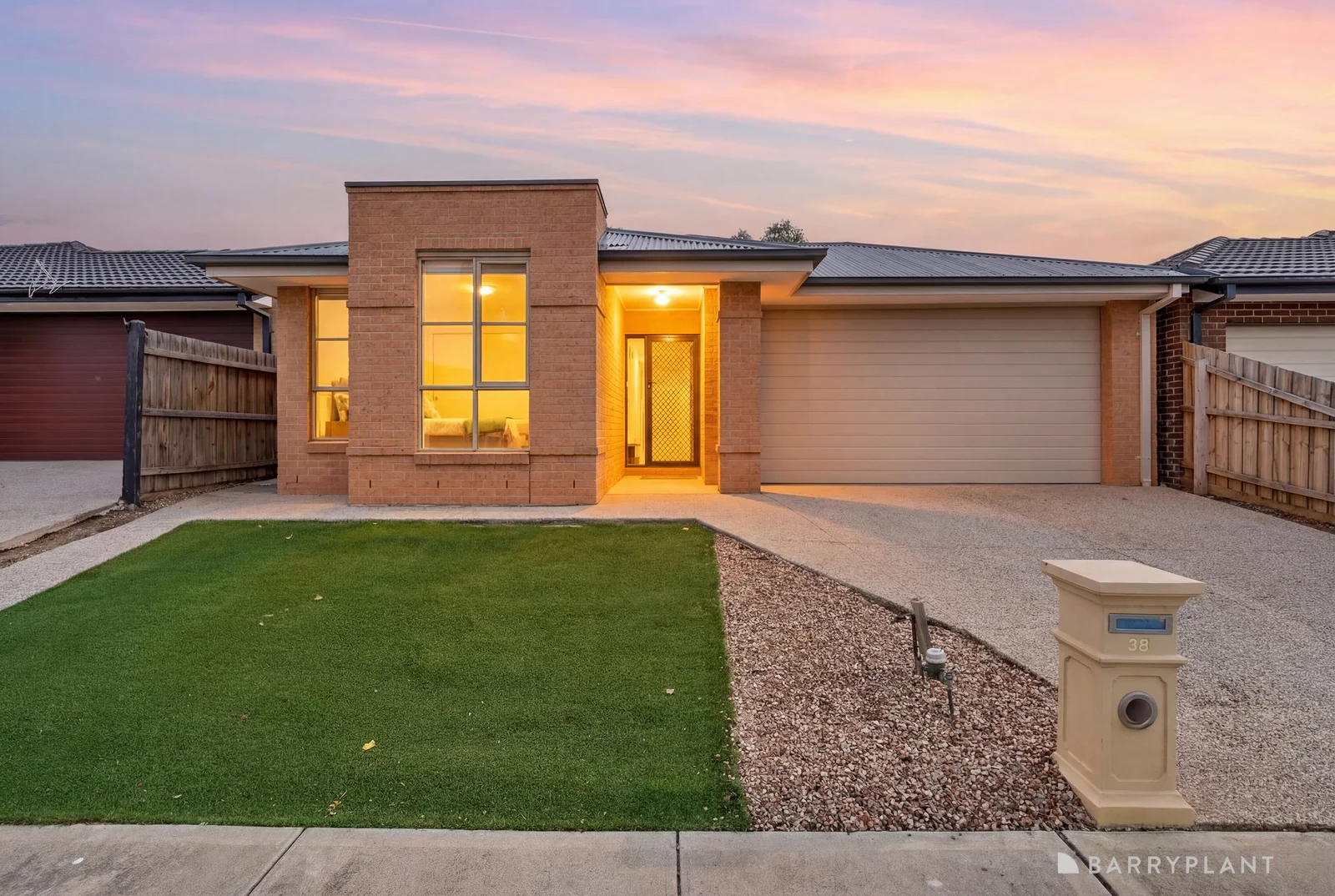 38 Cotton Field Way, Brookfield VIC 3338