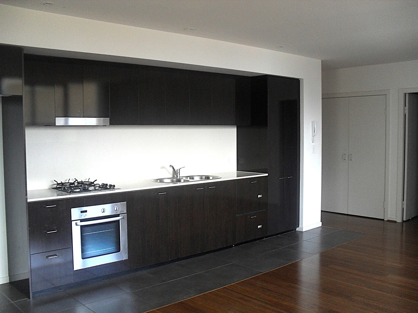 Additional image 6 of 28/1-5 Albany Street, St Leonards NSW 2065