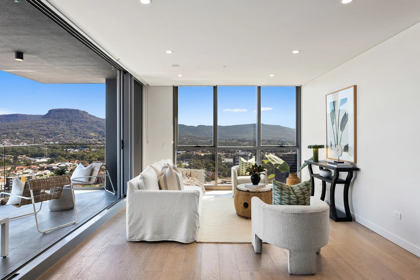 1504/3 Rawson Street, Wollongong NSW 2500