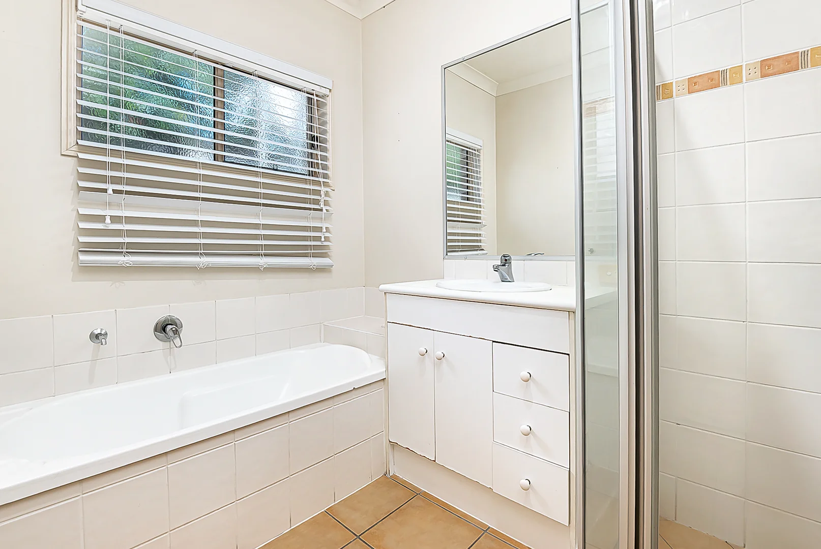 Additional image 11 of 45 Lantau Crescent, Varsity Lakes QLD 4227