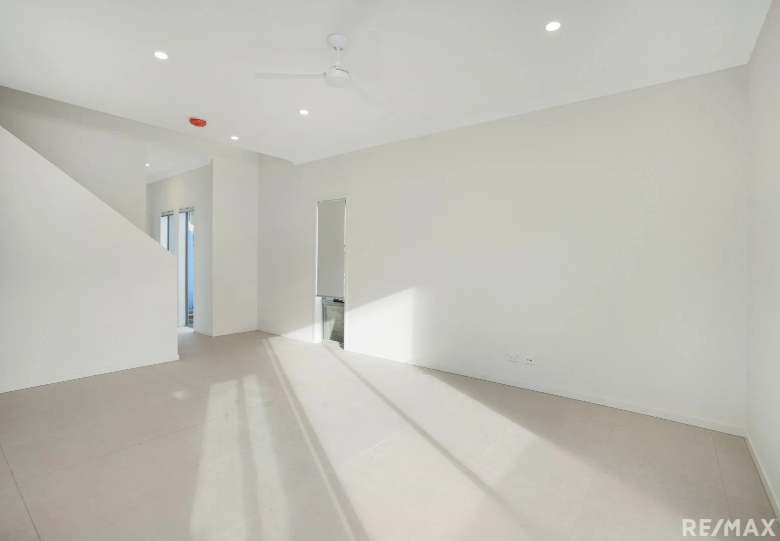 7/231 Government Road, Labrador QLD 4215 photo 4