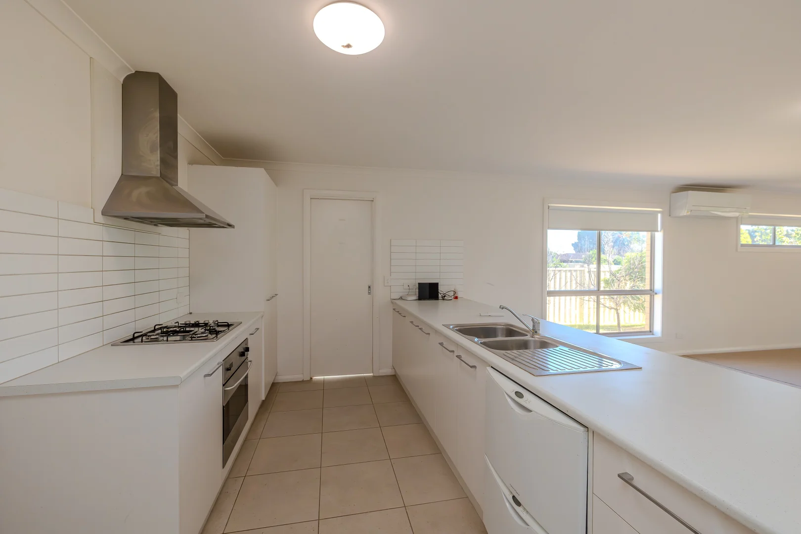 Additional image 3 of 94 Ellswood Cres, Mildura VIC 3500