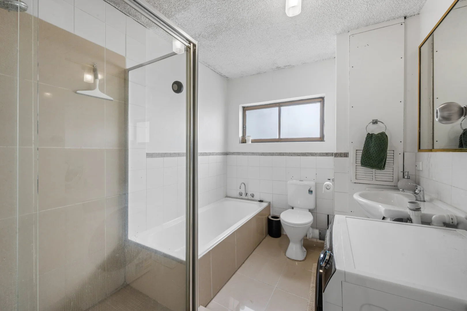 Additional image 12 of 36/3049 Surfers Paradise Boulevard, Surfers Paradise QLD 4217