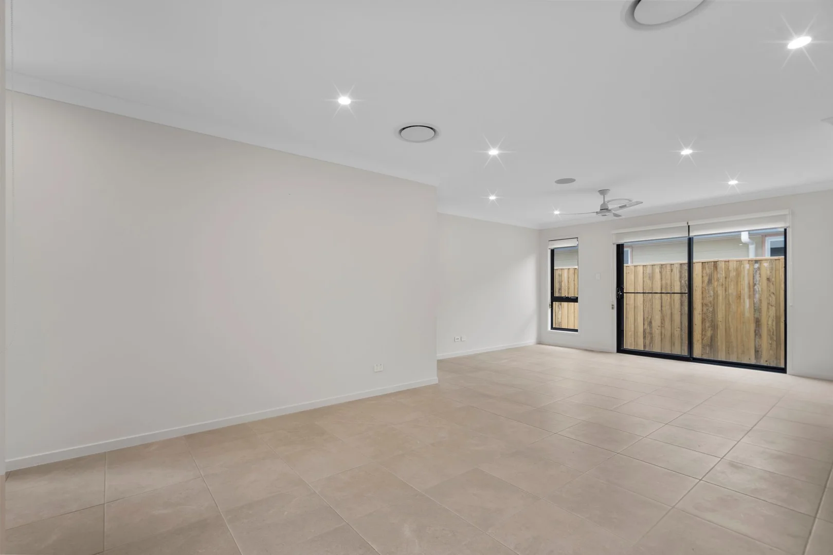 Additional image 3 of 1/616 Elliott Street, South Maclean QLD 4280