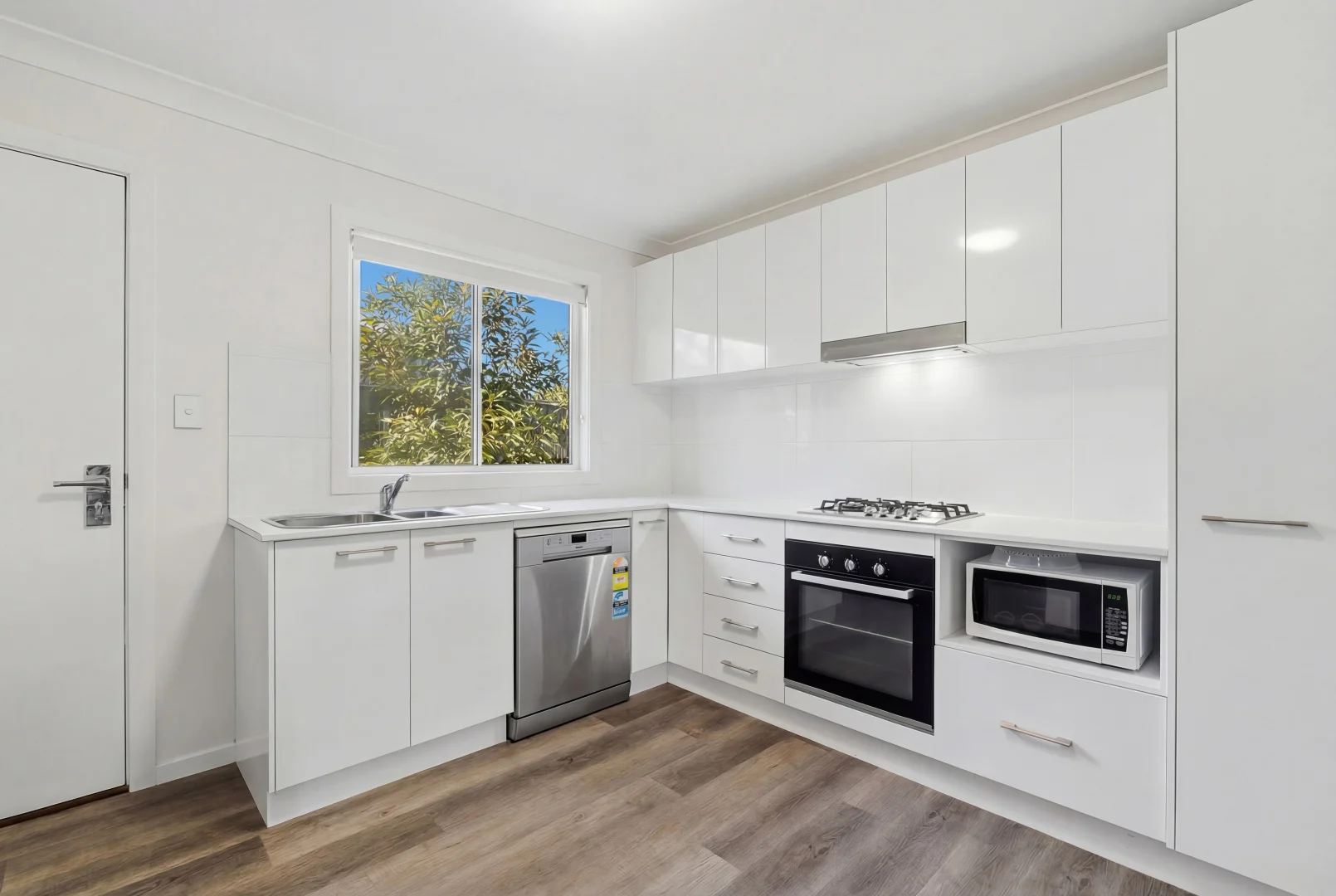 Additional image 15 of 194 Railway Street, Woy Woy NSW 2256
