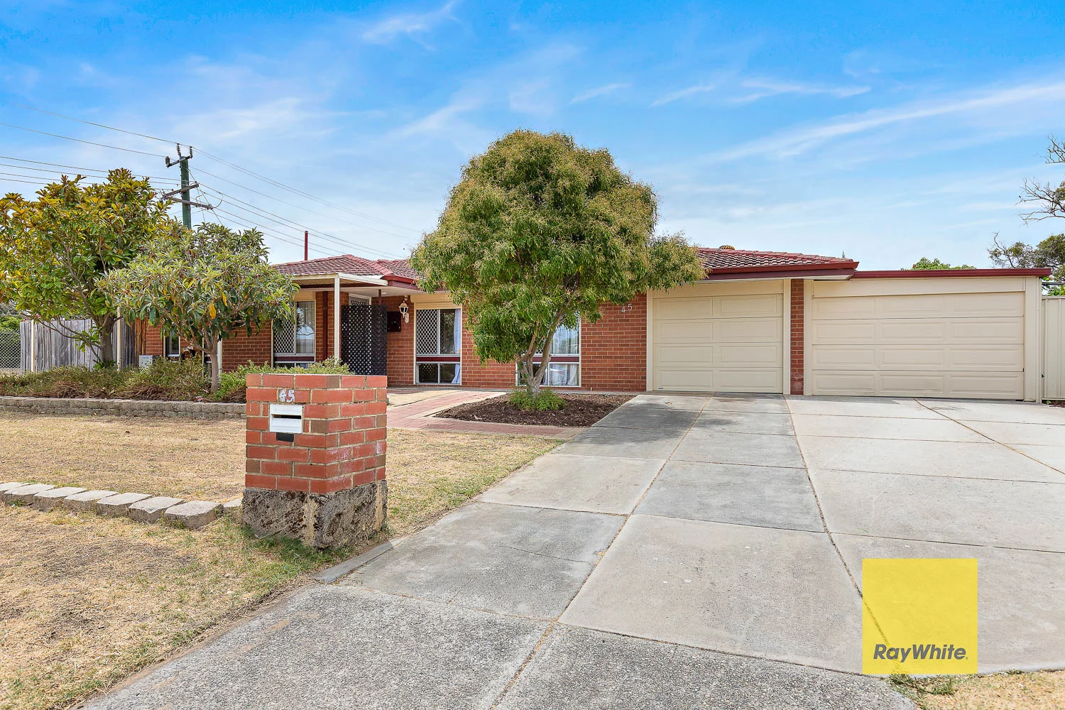 45 Huggins Road, Thornlie WA 6108