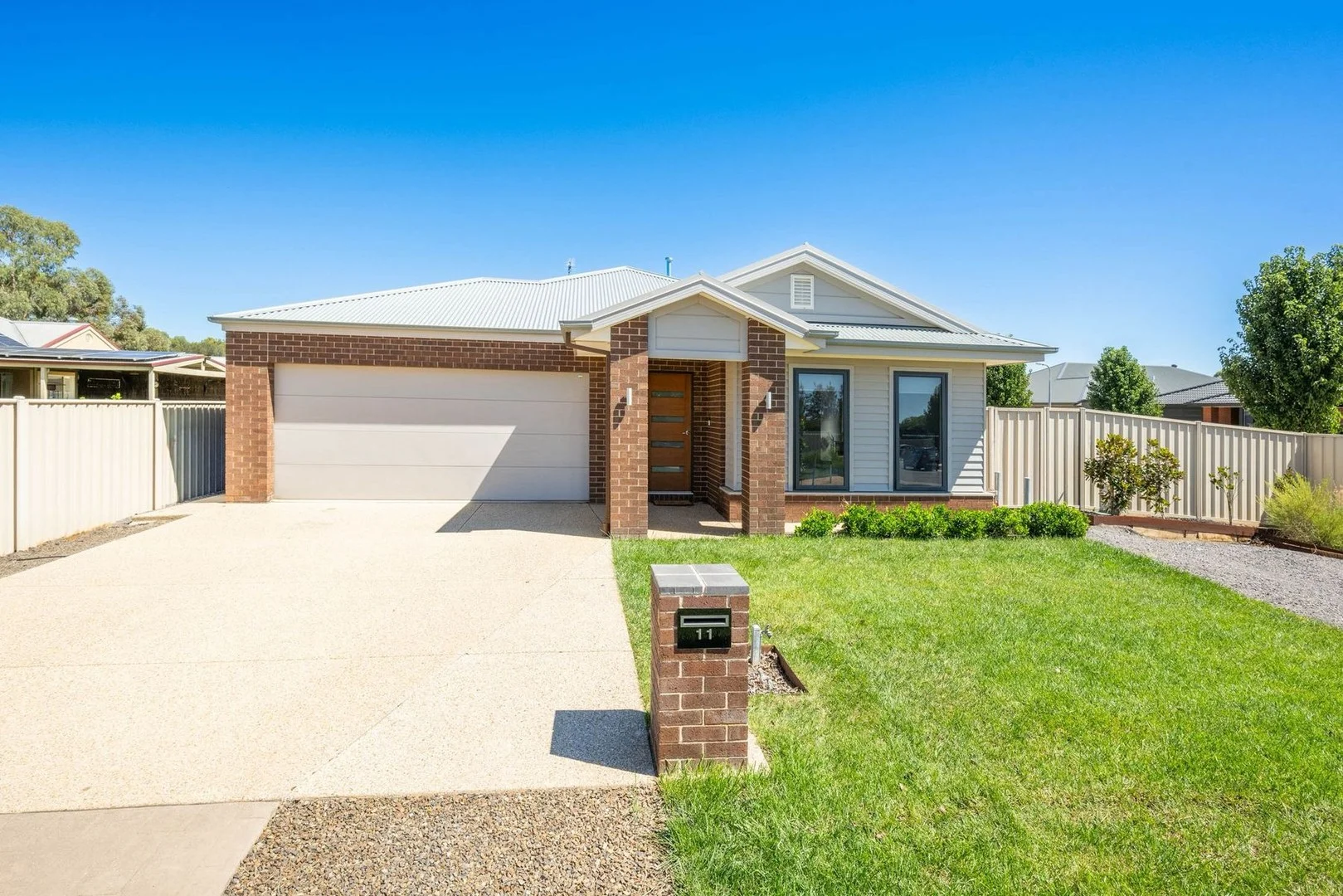11 Bookar Place, Kialla VIC 3631