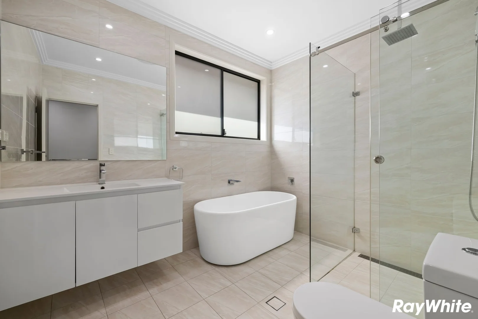 10 Byron Avenue, Ryde NSW 2112 photo 4