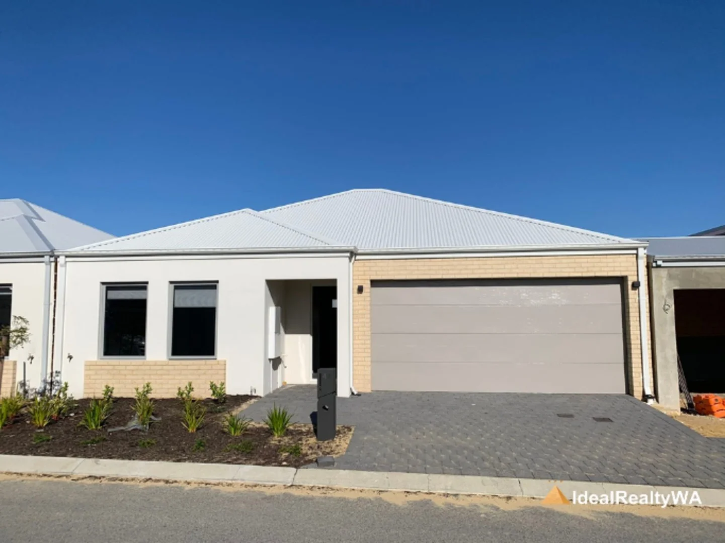 44 Minigwal Loop, Hammond Park WA 6164
