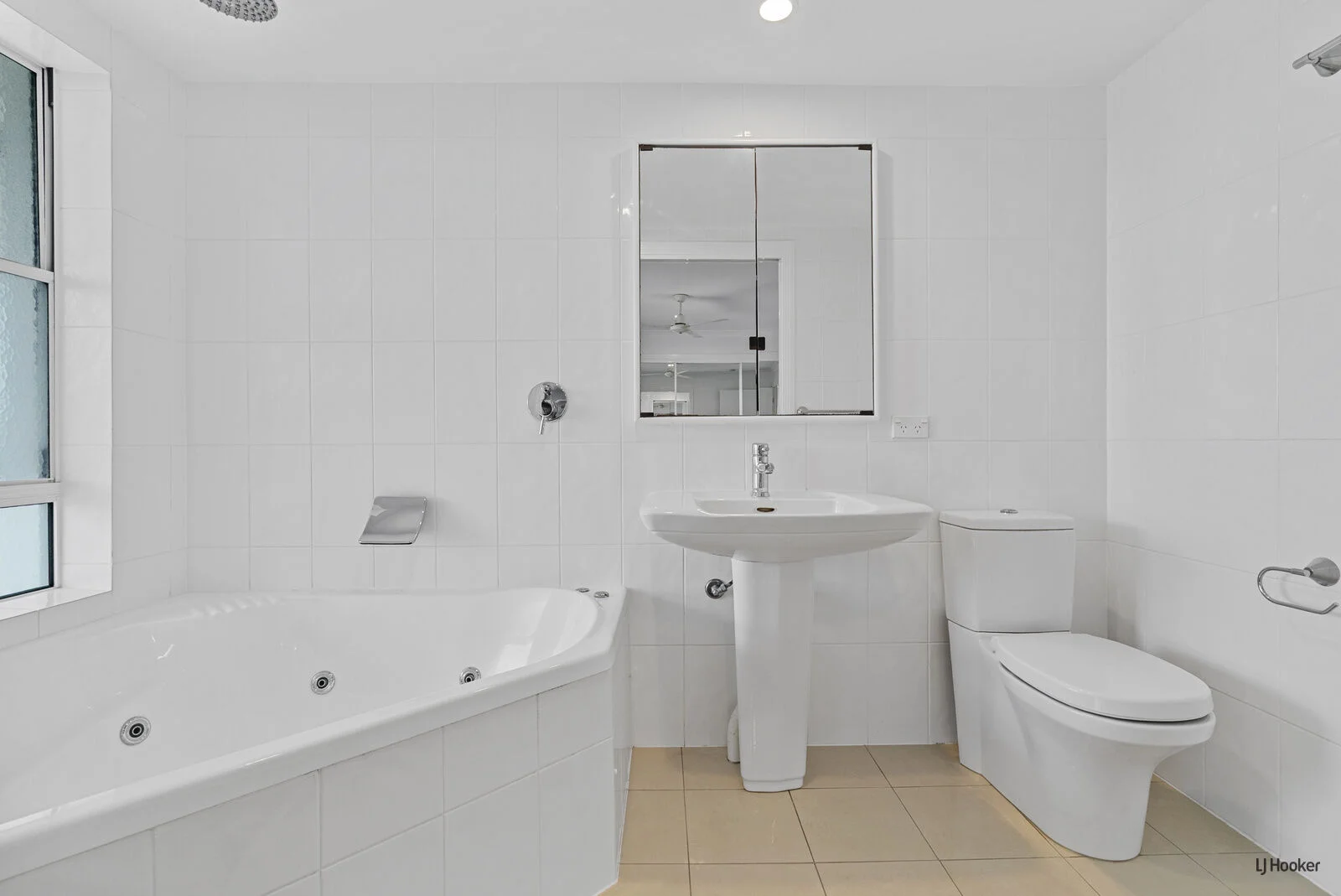 Additional image 7 of 4/50-52 Rutledge Street, Coolangatta QLD 4225