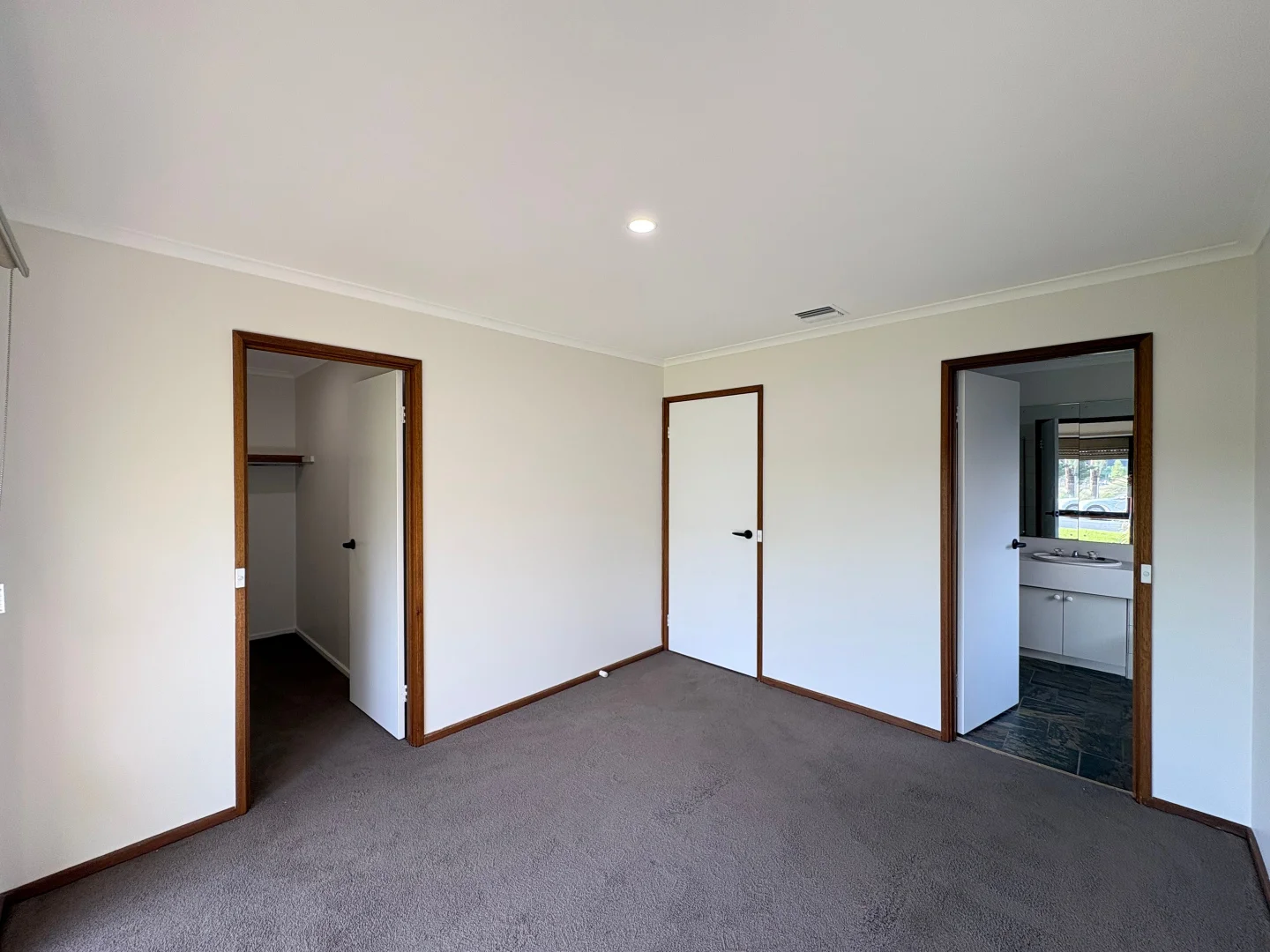 Additional image 9 of 384 Melrose Drive, Tullamarine VIC 3043